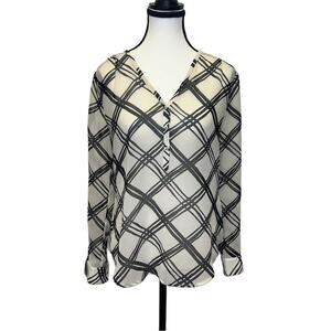 Priced to Sell!! Banana Republic XS Sheer Plaid Button-Up Blouse
